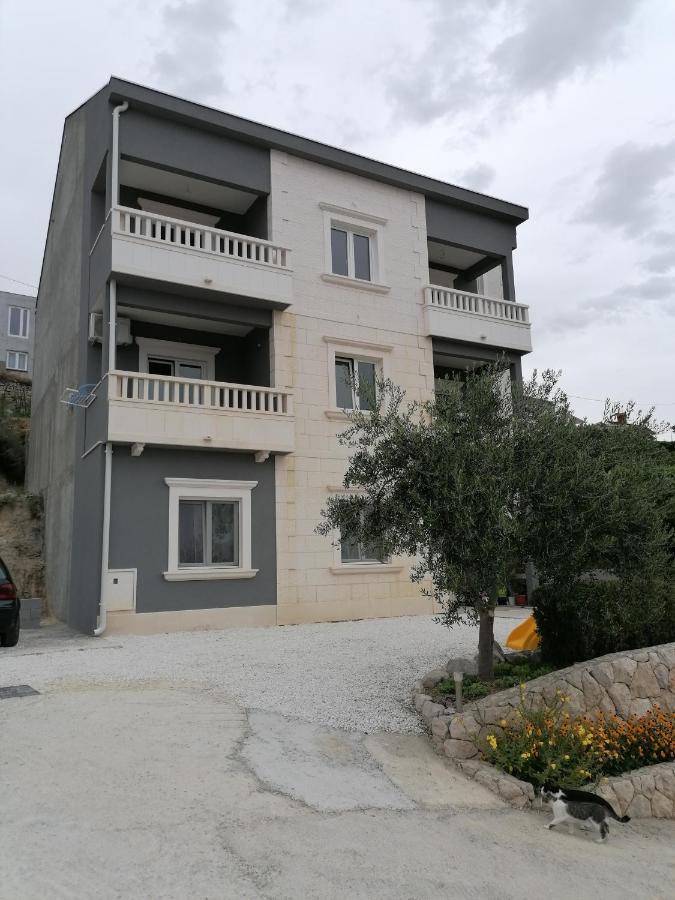 Apartments Dinko Duće Buitenkant foto