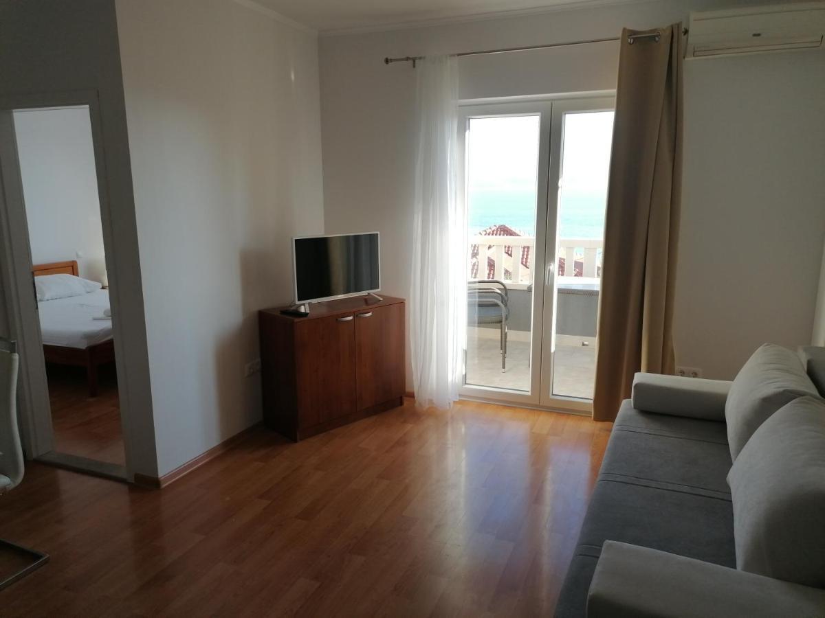 Apartments Dinko Duće Buitenkant foto