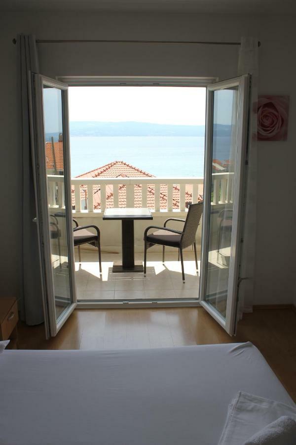 Apartments Dinko Duće Buitenkant foto